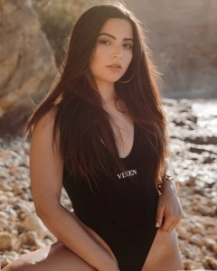 Ariana Van X